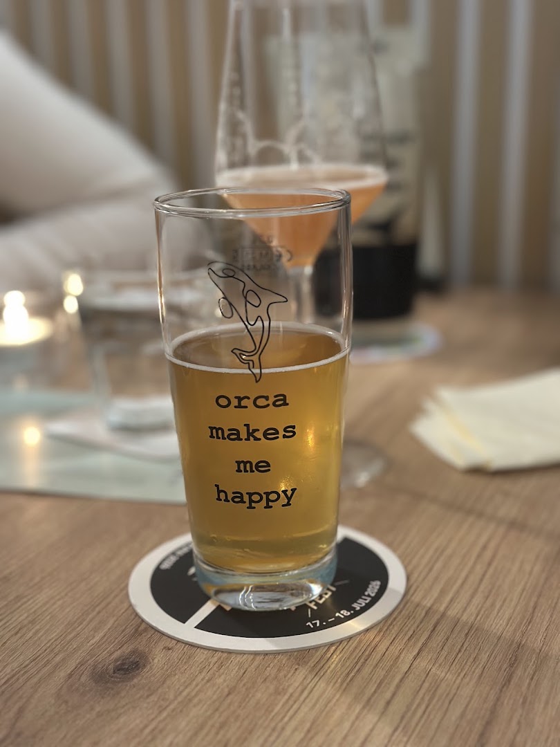 Orca Bar: attractive photo of branded glassware
