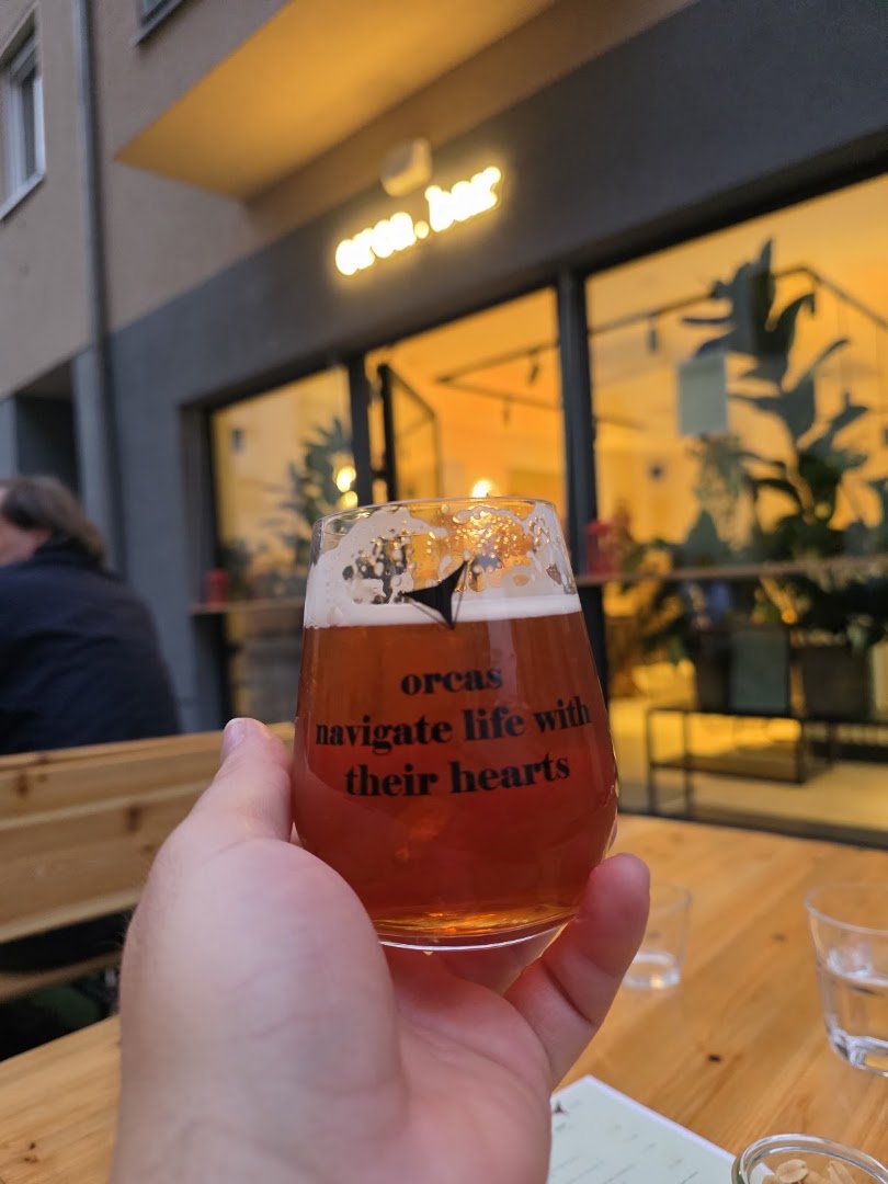Orca Bar: venue atmosphere and drink