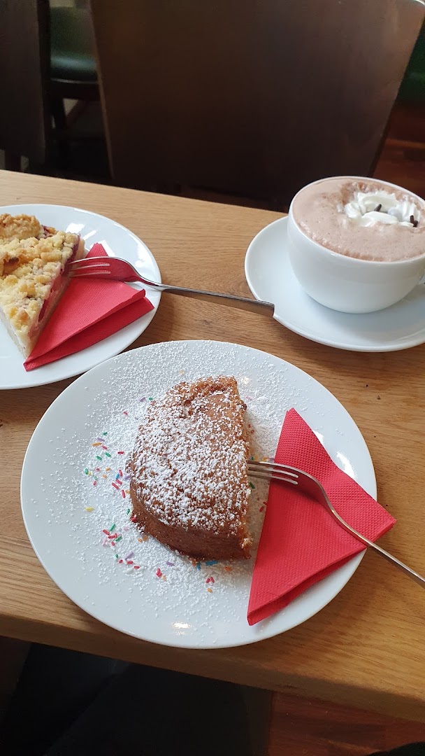 Das kleine Holländische: appetizing photo of food items
