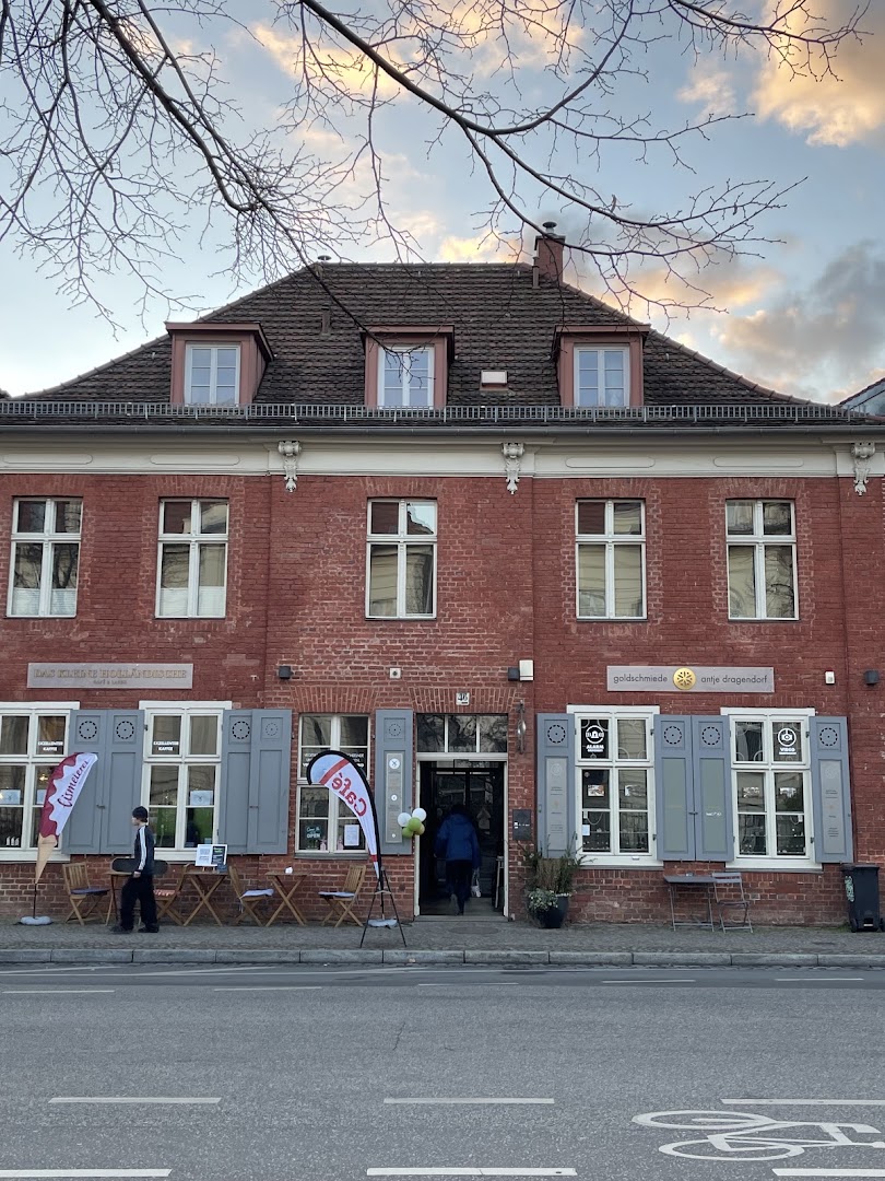 Das kleine Holländische: clear exterior shot of venue