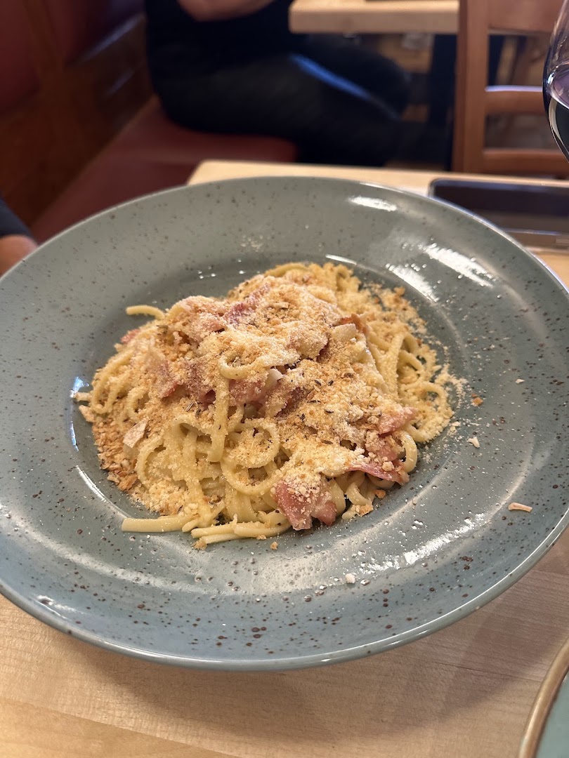 Dortu17: appetizing photo of served food