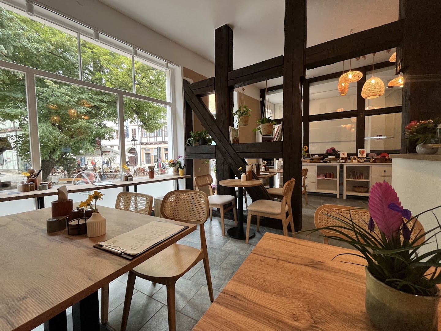 Cà phê Vo: inviting and professional interior shot