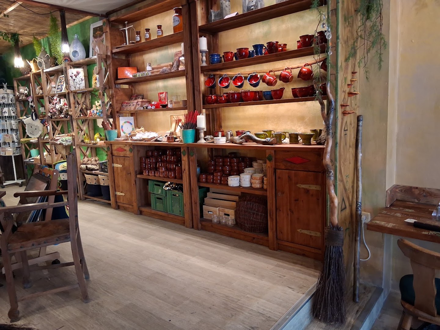 Café HarzAlchemie: inviting cafe interior atmosphere