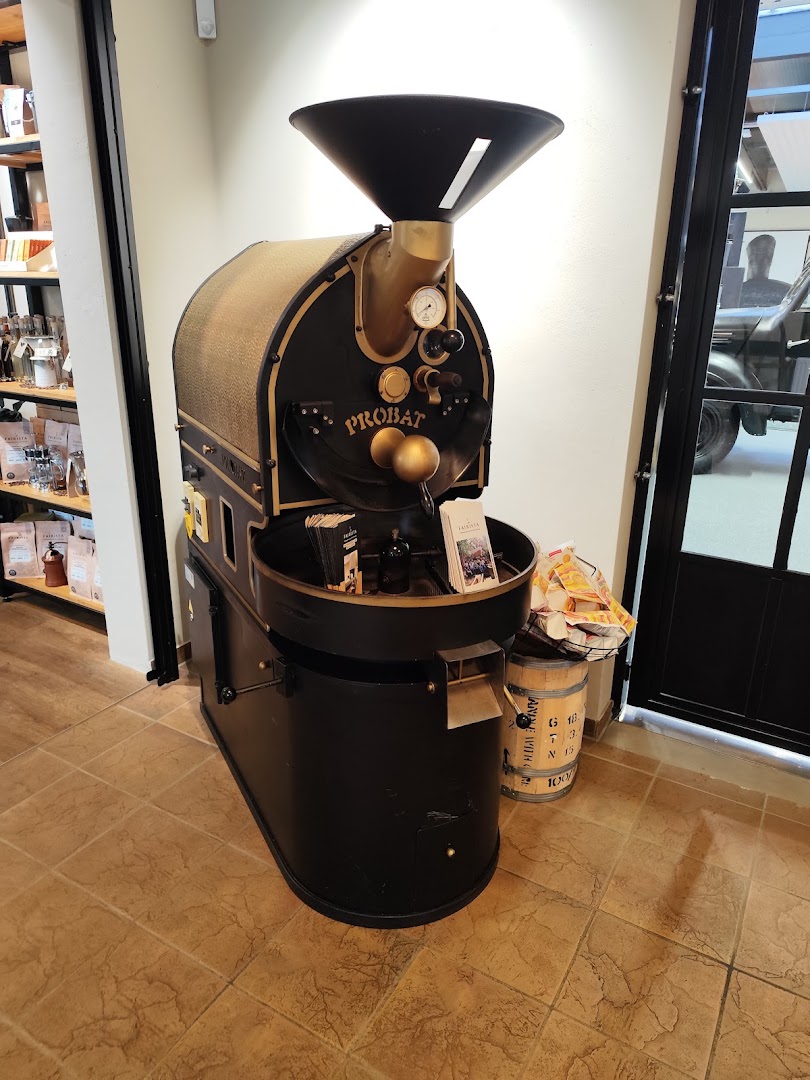 Fairista Kaffeewerk: professional photo of coffee roaster