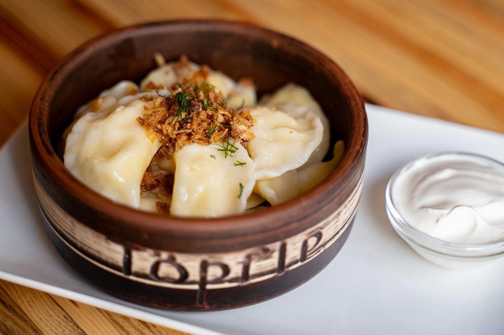 Töpfle: high quality professional food photo