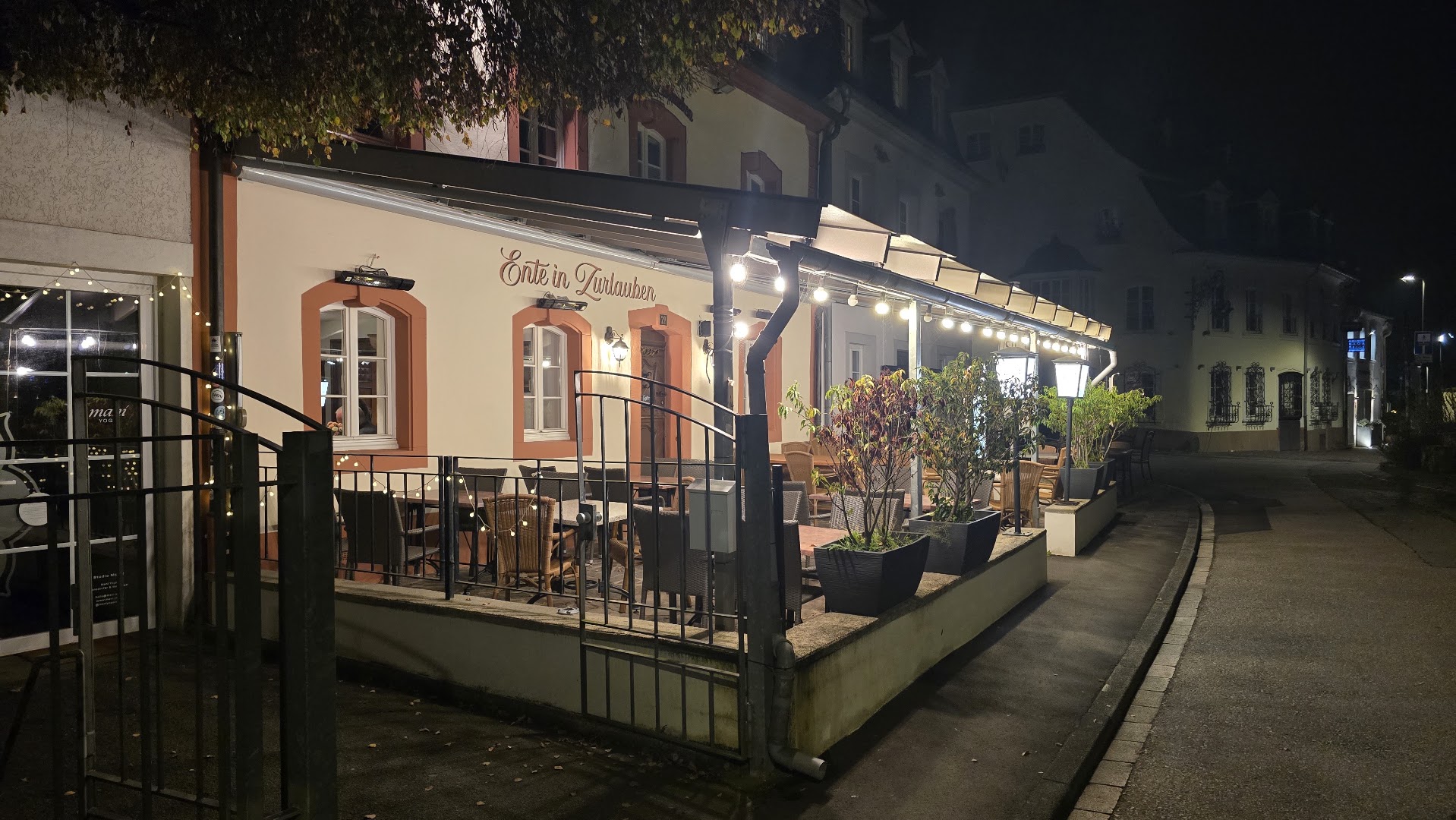 Ente in Zurlauben: attractive night view of restaurant