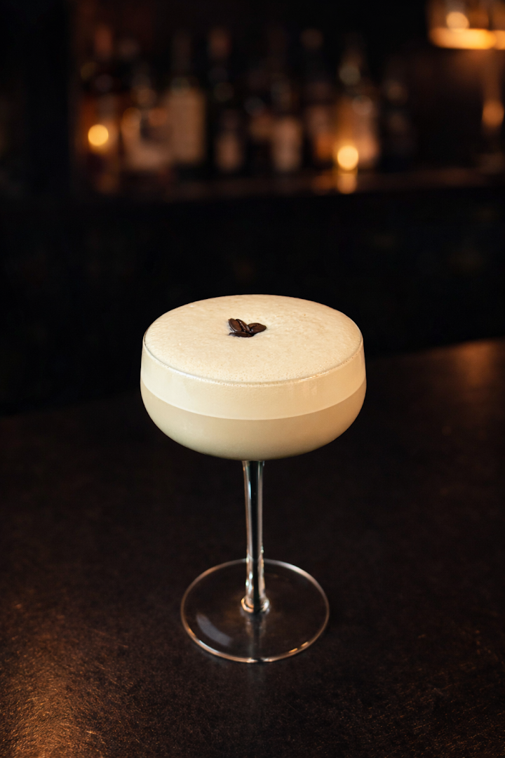 Encanto: professional high-quality cocktail photo