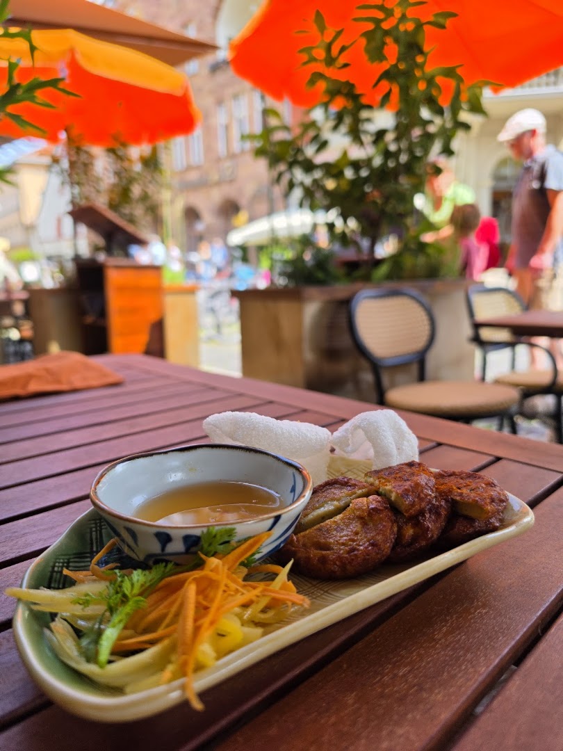 Thai Moon: appetizing food photo at restaurant
