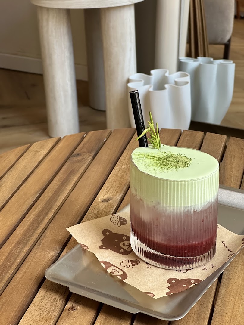 Vana Coffee: high quality, appealing drink photo