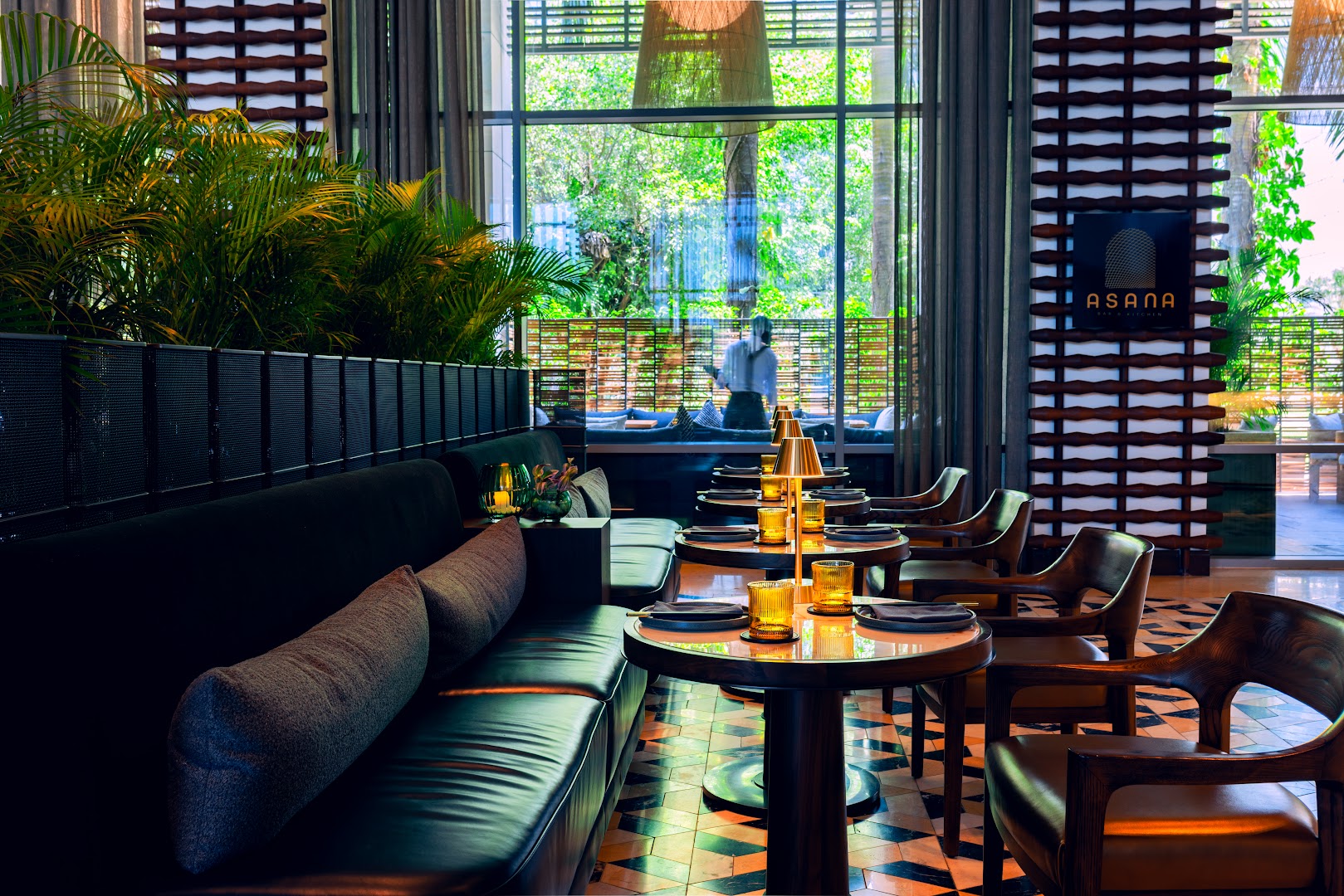 Asana Bar & Kitchen: professional interior shot of venue