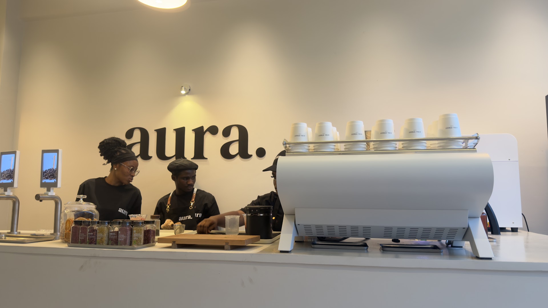 Aura Street Cafe: professional shot of staff working