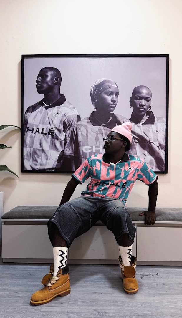 Chalé Store Osu: stylish photo showcasing shop products