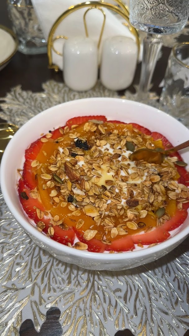 Oasis Gracia: appetizing photo of restaurant food