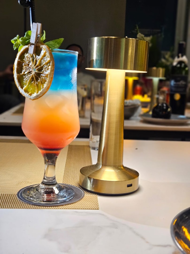 Quattro Lounge & Bar: high quality, appealing cocktail photo