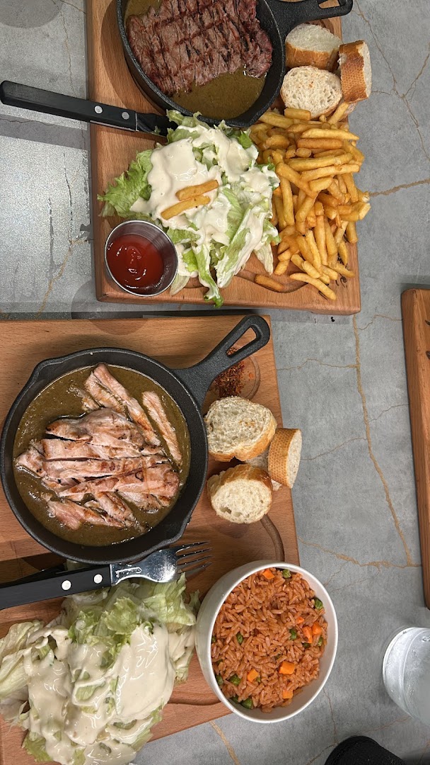 Simple Butter: appetizing, high-quality food photography