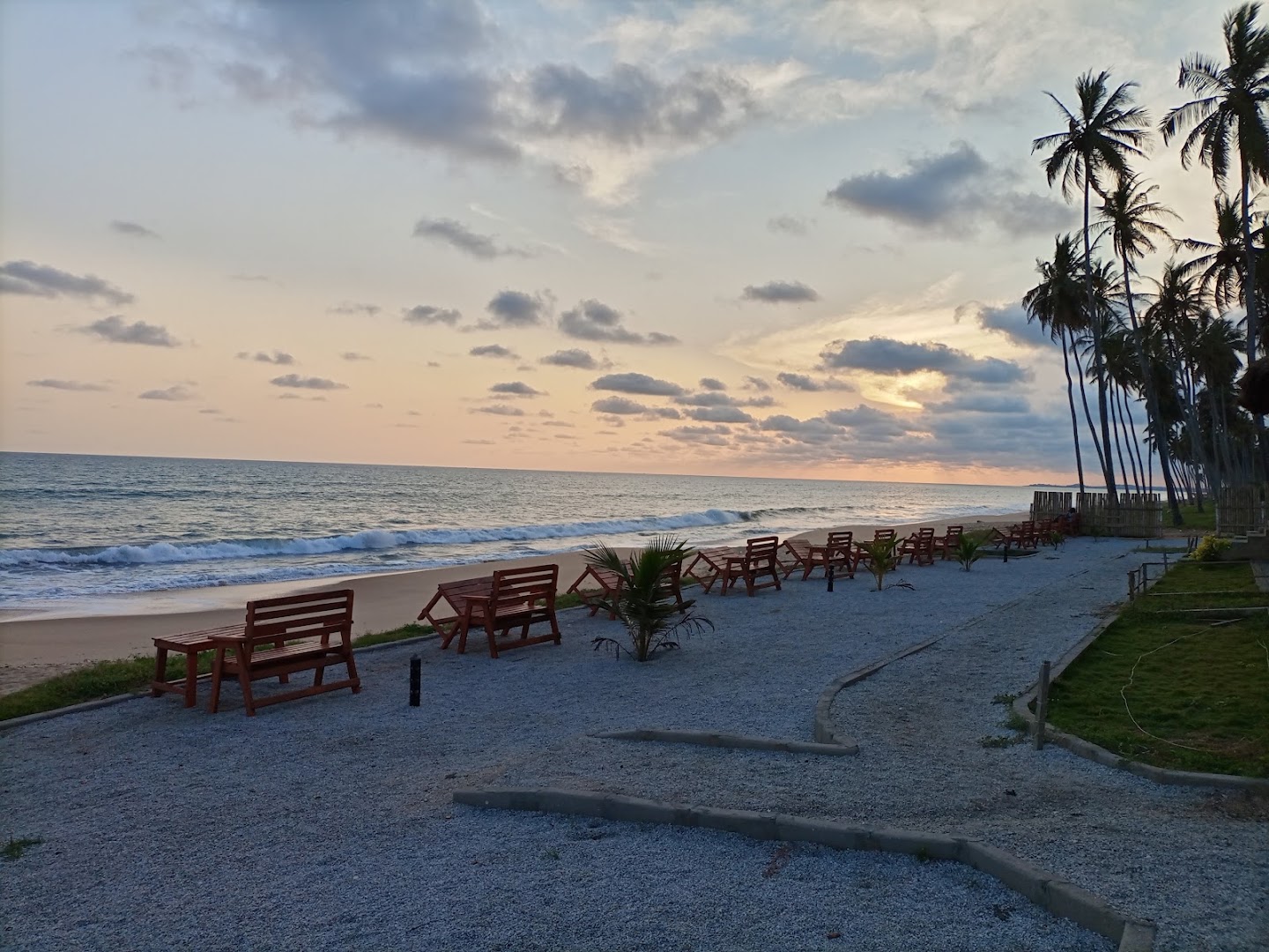 Sun Beach Bar and Restaurant: beautiful atmosphere and beach view
