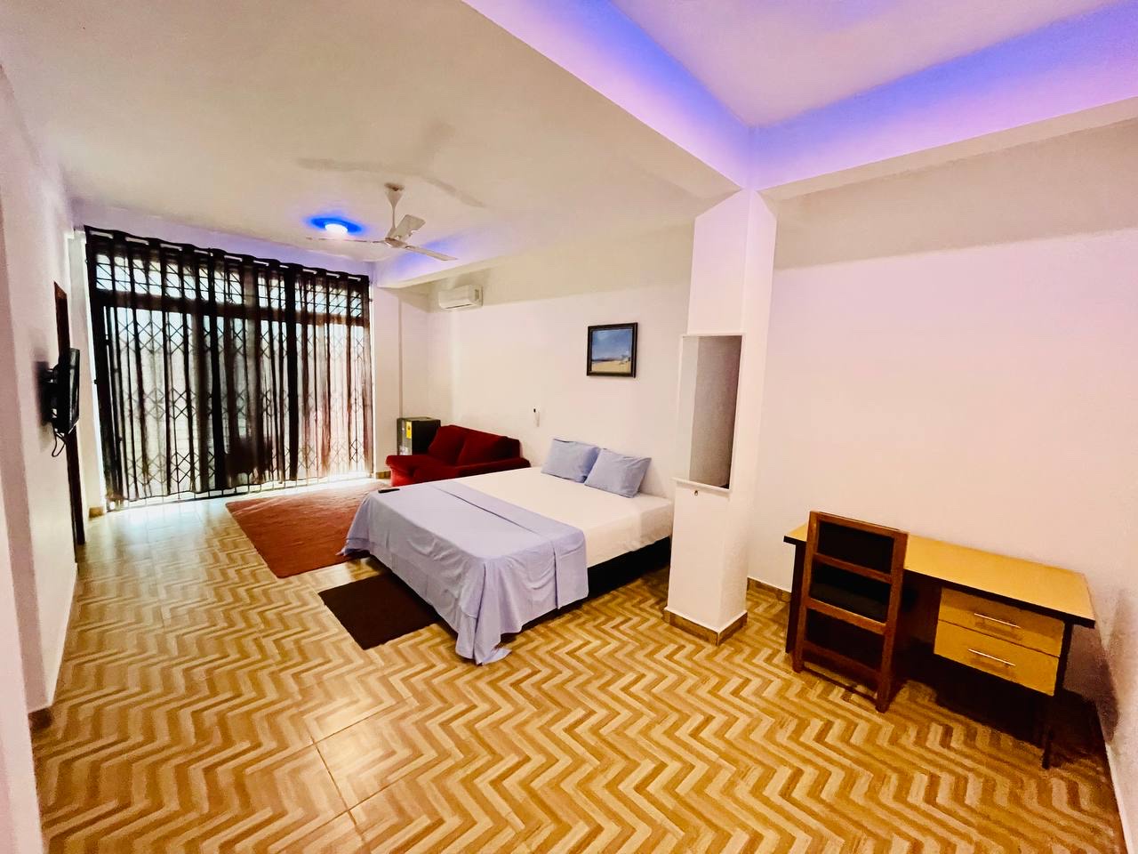 Almond Tree Guest House: clear photo of guest room
