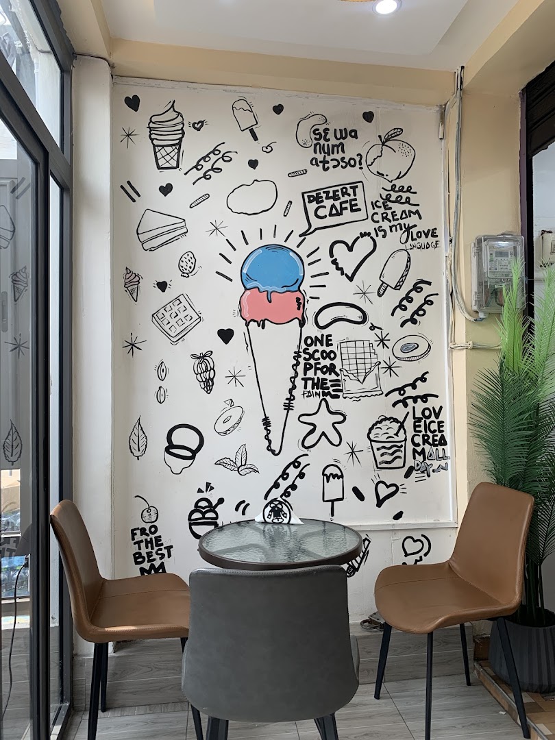 De-Zert Cafe: attractive interior with venue branding