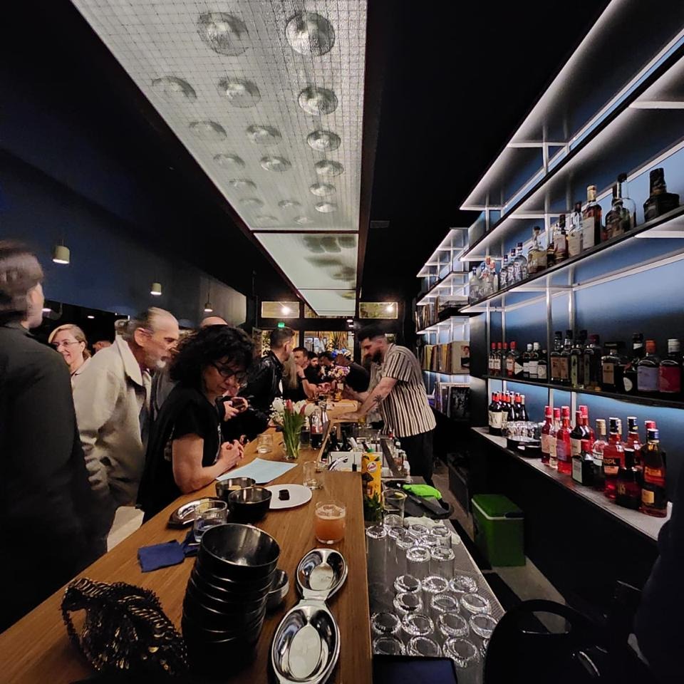 Diethnes: inviting atmosphere and professional quality