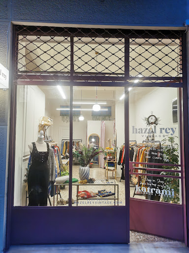 Hazel Rey Vintage: clear storefront photo showing interior