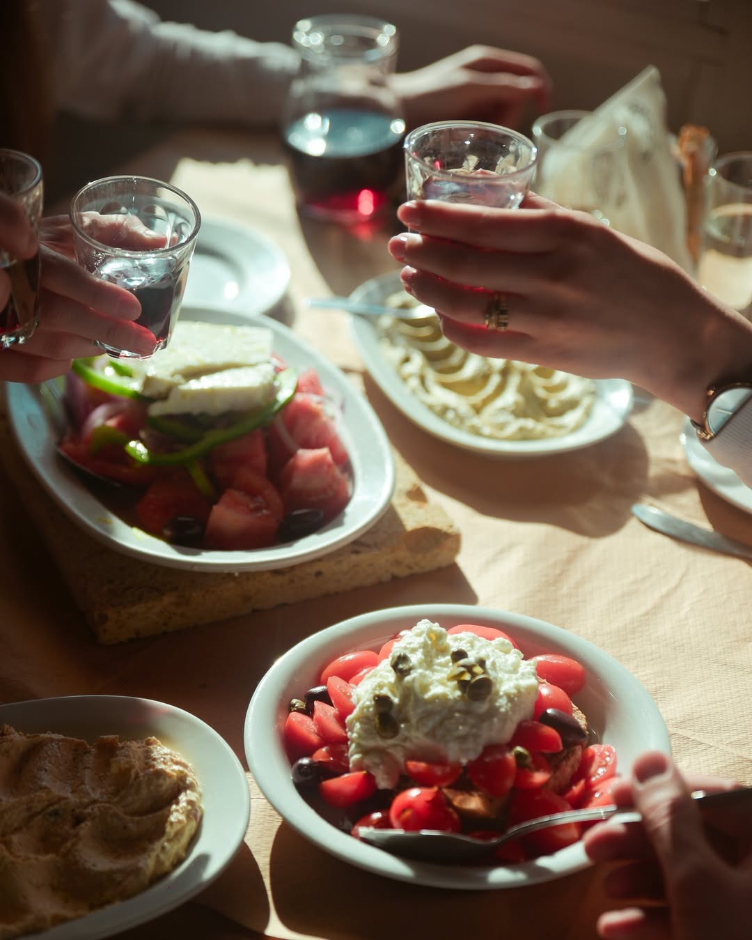 Taverna o Babis: appealing food and dining atmosphere