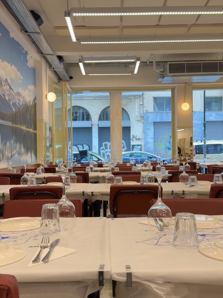 Zigoala: clear, inviting restaurant interior shot