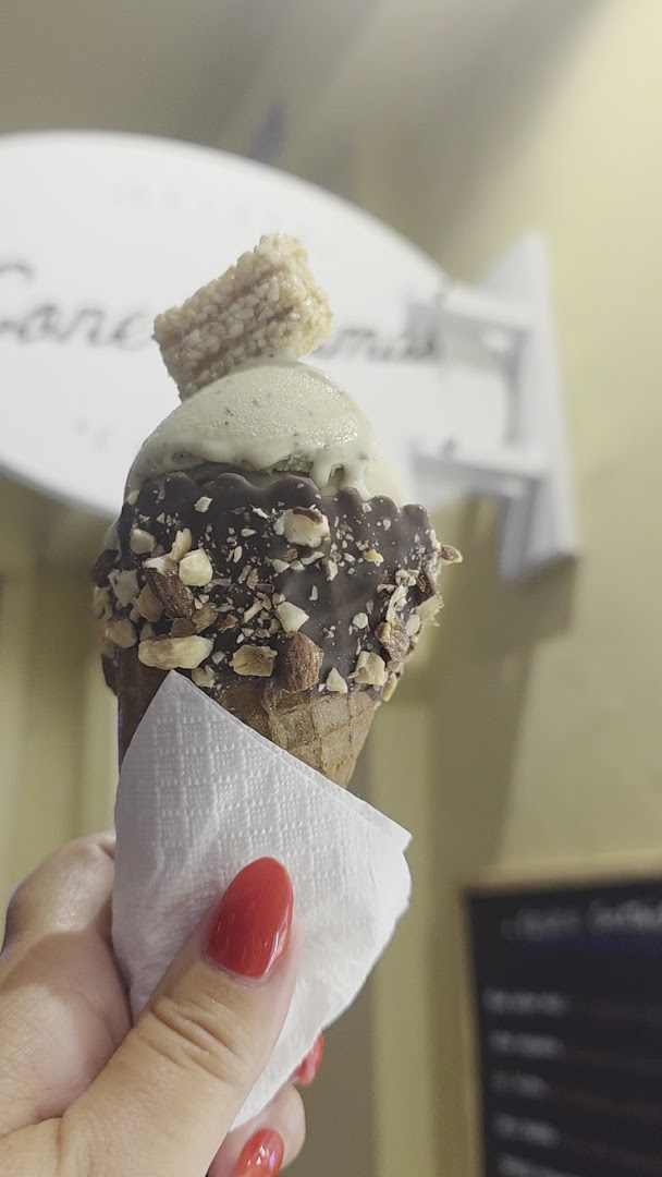 Cone & Yiamas: appetizing photo of food product