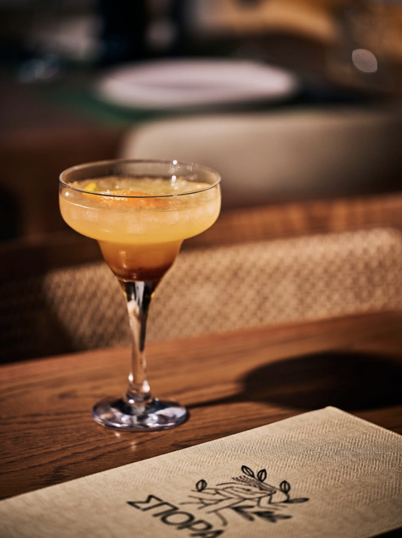 Spora: high quality professional cocktail photo