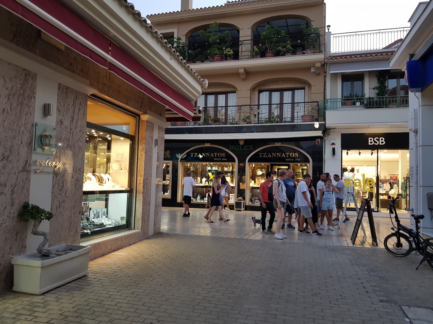 Tzannatos Jewellers: clear storefront and inviting atmosphere