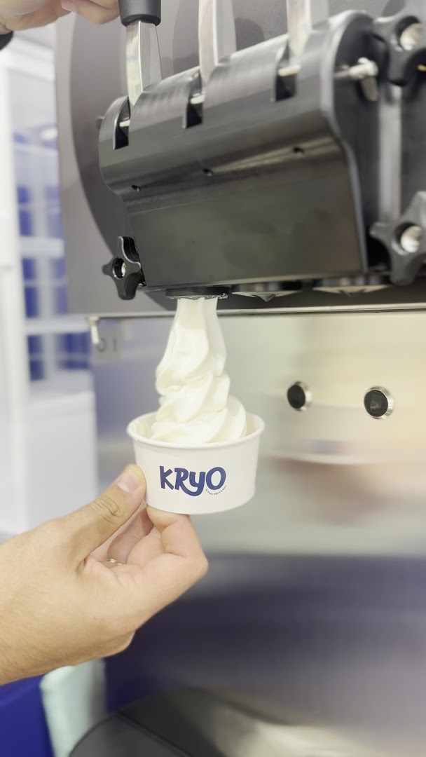 Kryo: clear product shot with branding