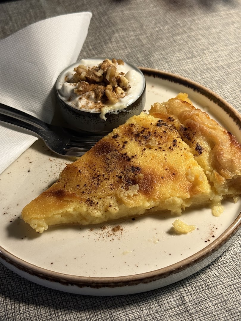 Petra Greek Grill Restaurant: appetizing, high-quality food photography