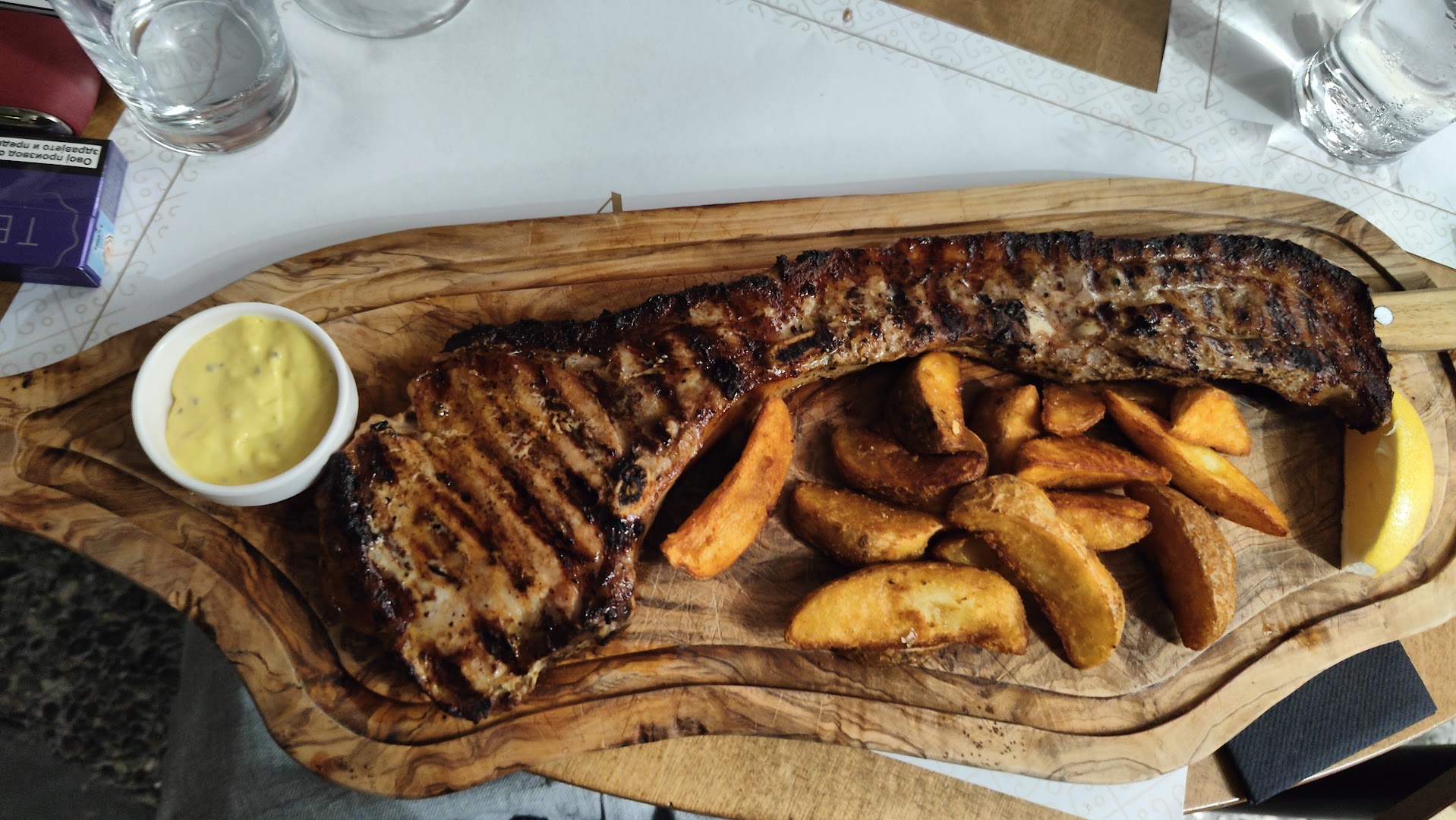 Aresko: appetizing food presentation