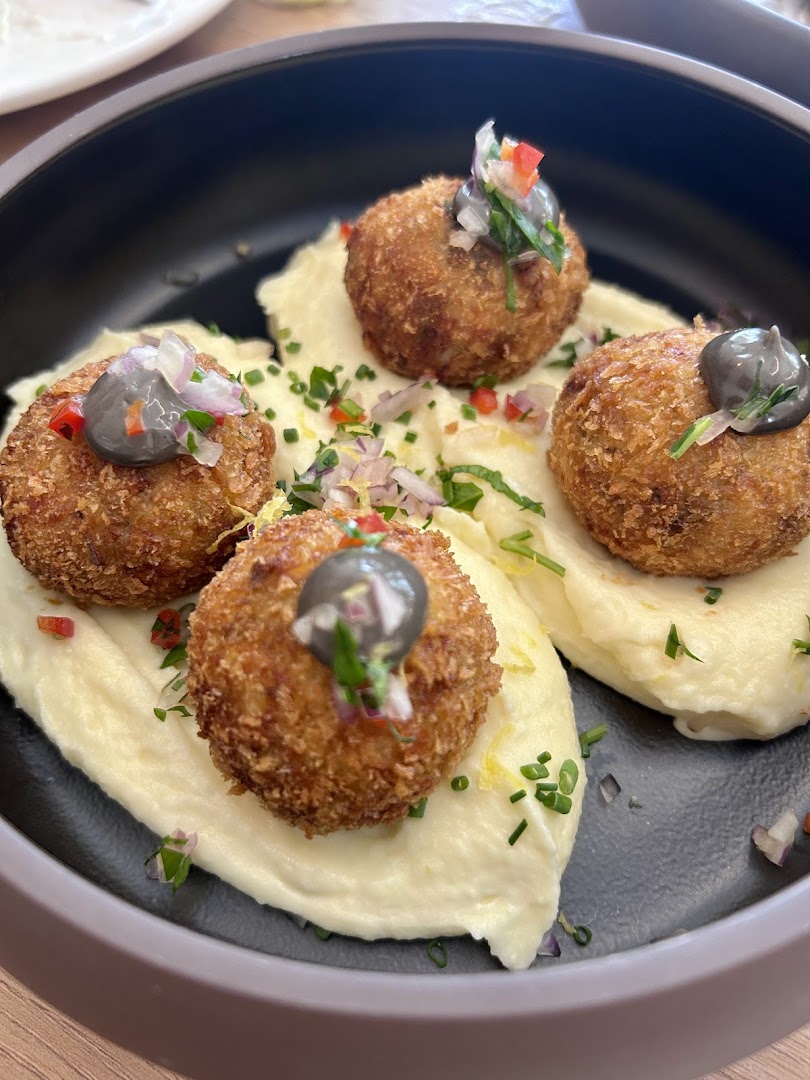 Psari: appetizing, high-quality food photography