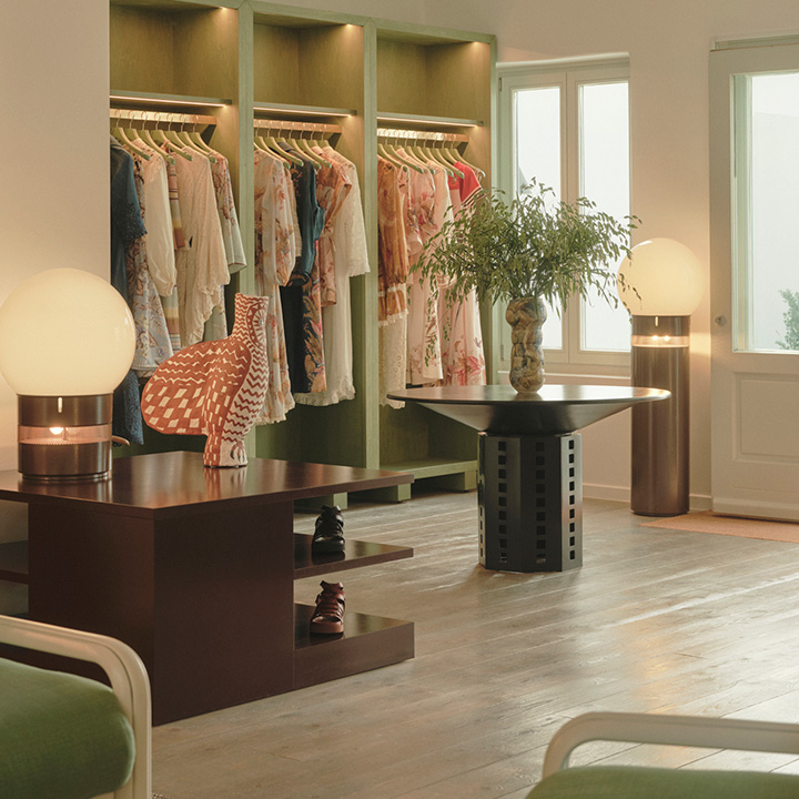 Zimmermann Mykonos: professional interior shop display photo