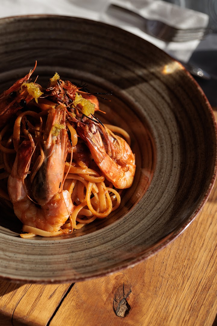 Sun Kyma: high quality, appetizing food photography