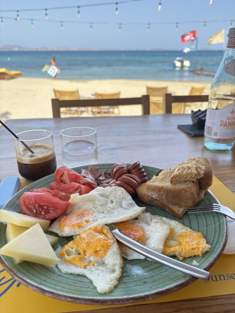 Sun Kyma: appetizing food with scenic view