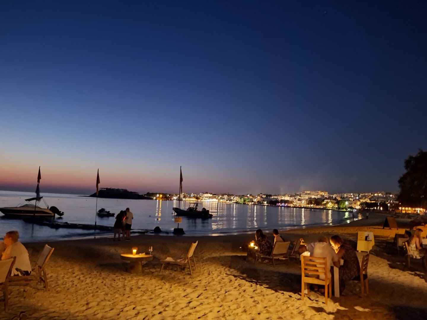 Sun Kyma: beautiful atmospheric beach dining scene