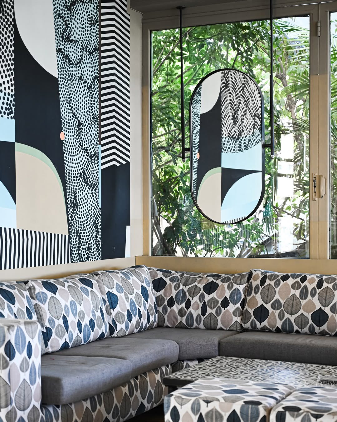 Dose Coffee & Drinks: attractive and professional interior shot