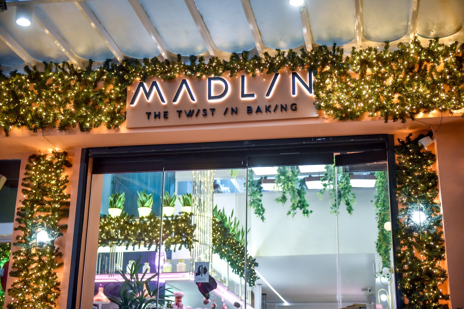 Madlin Bakery: attractive, professional storefront photo