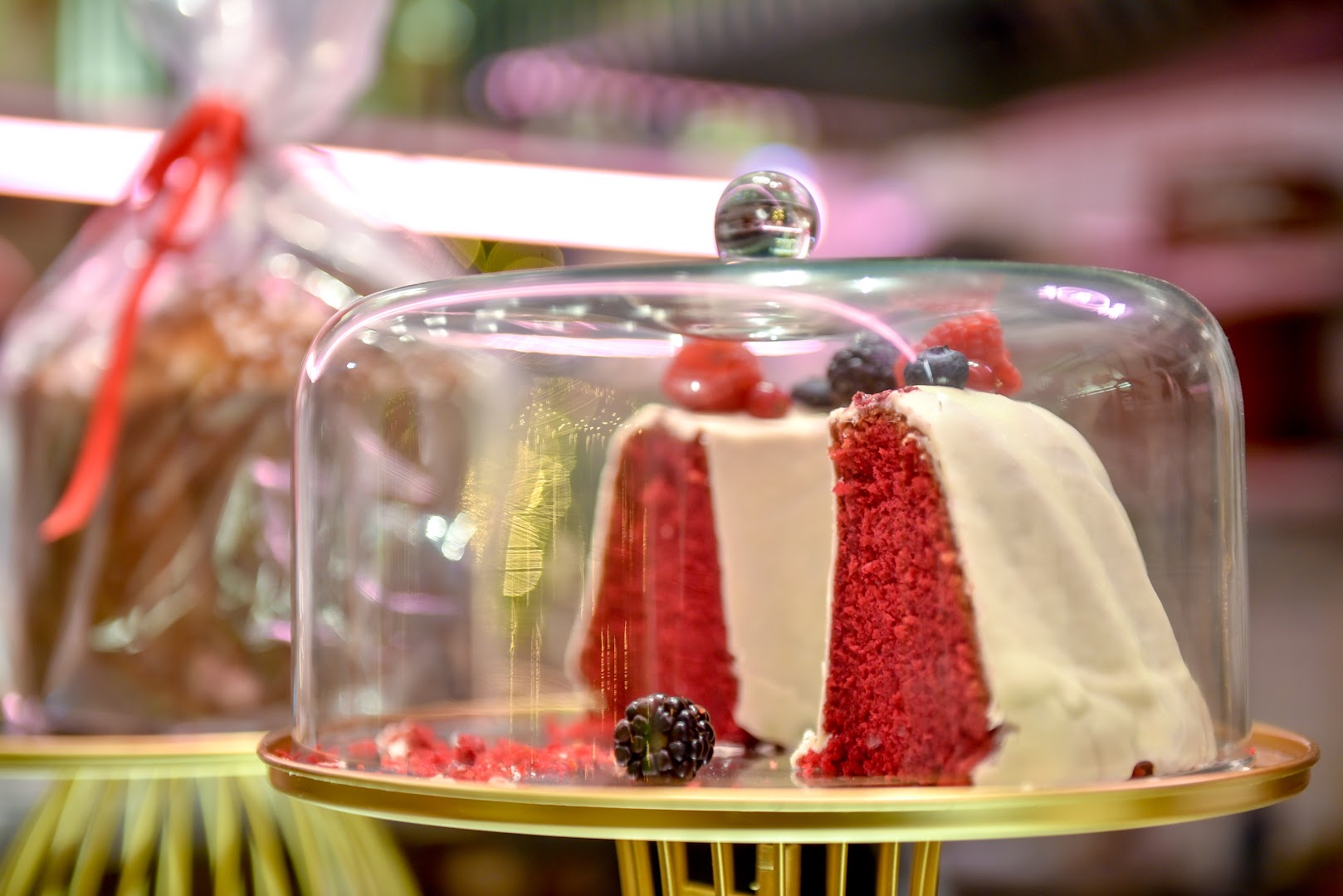 Madlin Bakery: appetizing, high-quality food photography