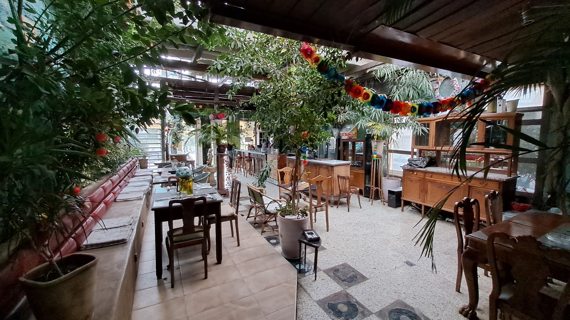 Prego: inviting and well-lit restaurant interior
