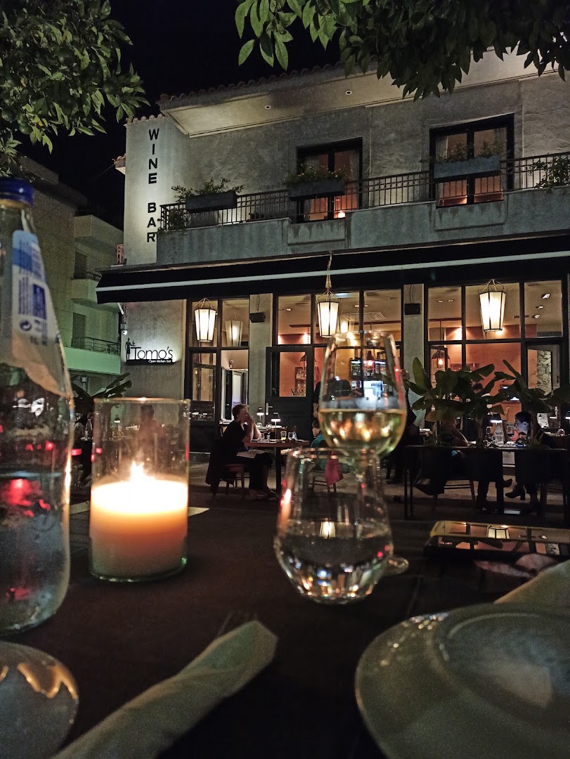 Tomo's: inviting atmosphere and professional quality