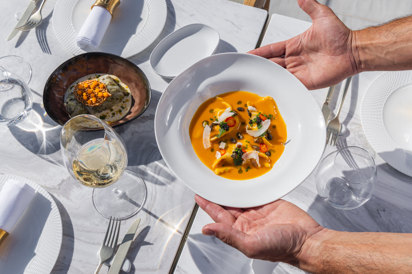 Blu: professional, high-quality food presentation