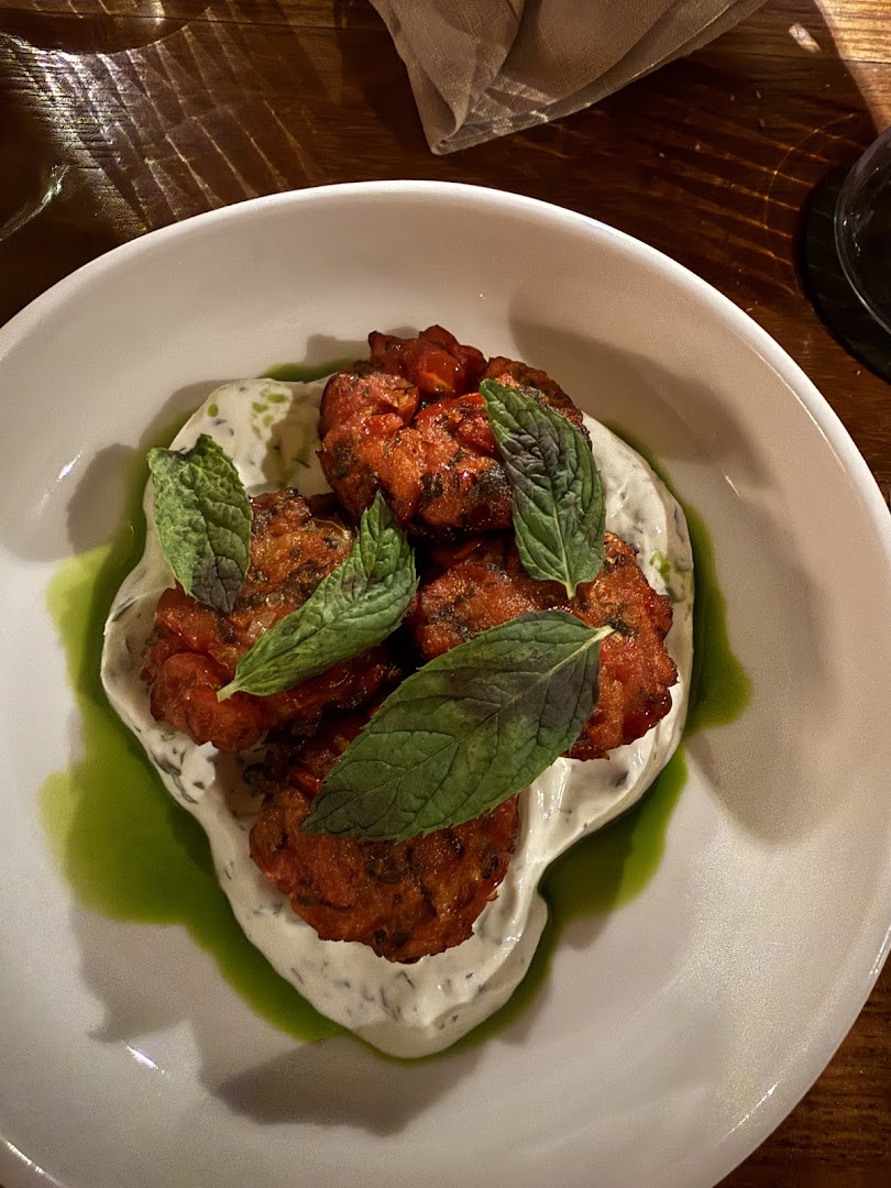 Milto's Greek Table: appetizing, high-quality food photography