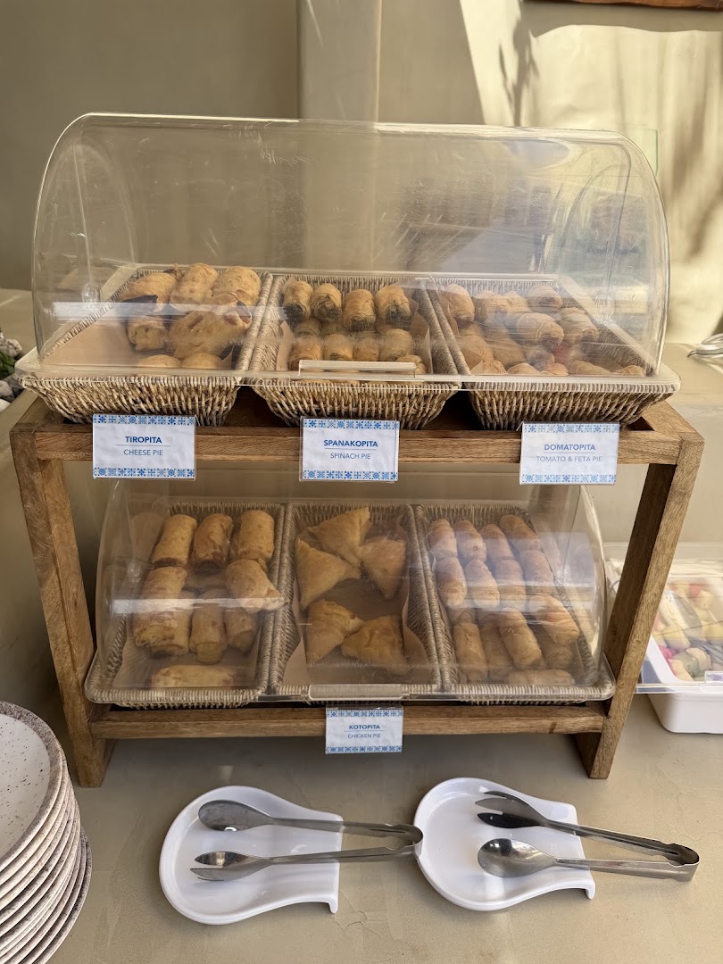 Royal Beach Club Santorini: clear display of food items