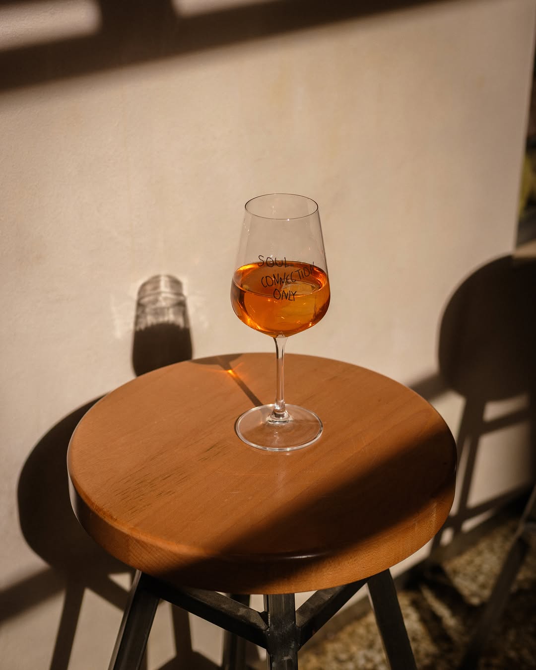 Fólki: aesthetically pleasing drink photography