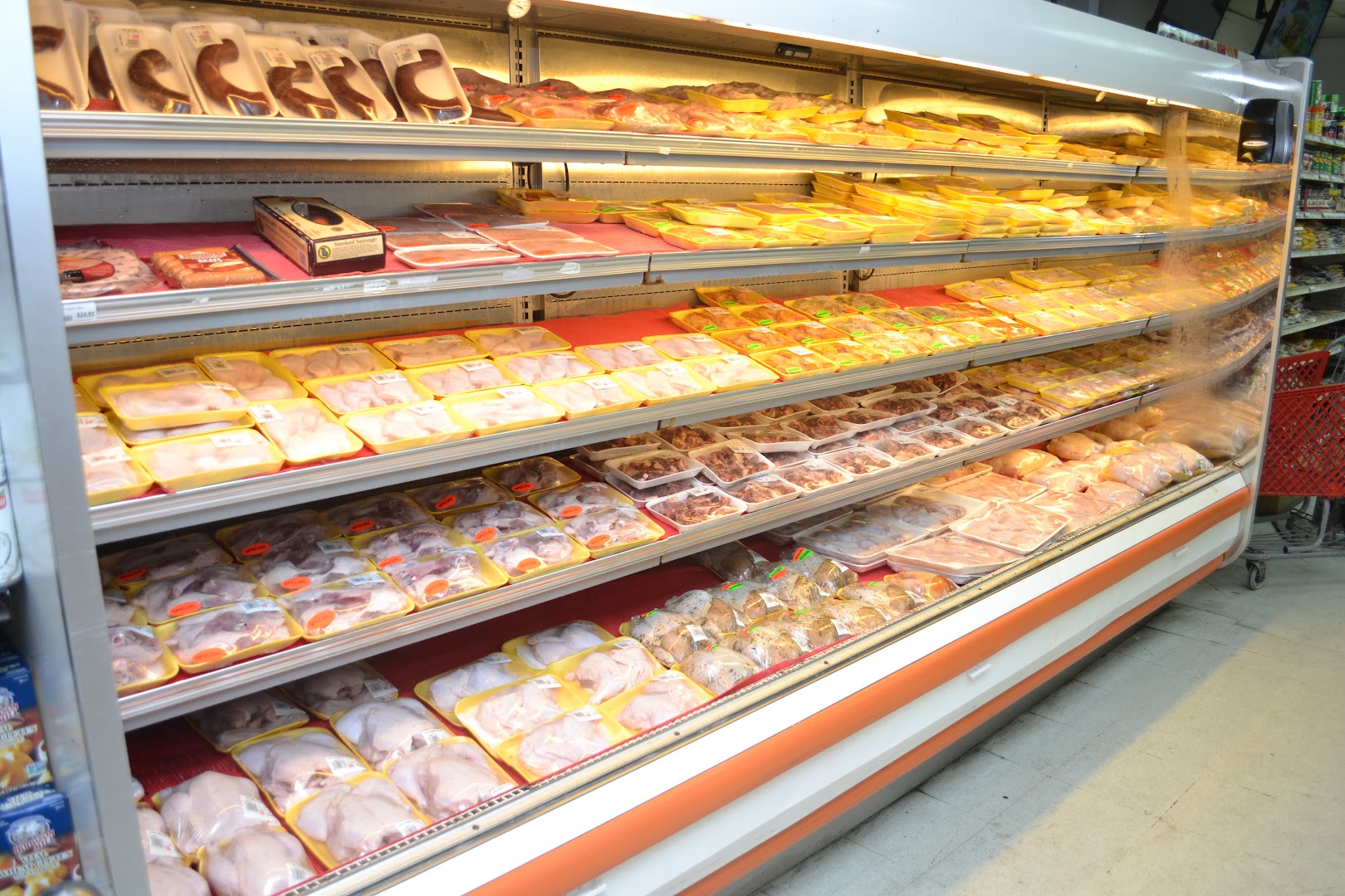 Market Square: clear display of shop products