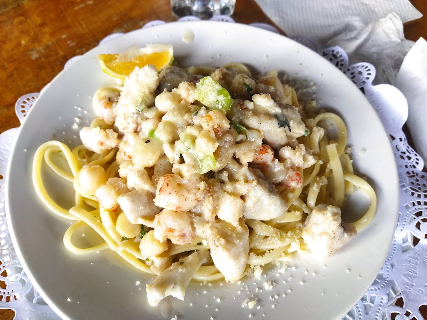 Victory Bar & Restaurant: appetizing photo of served dish
