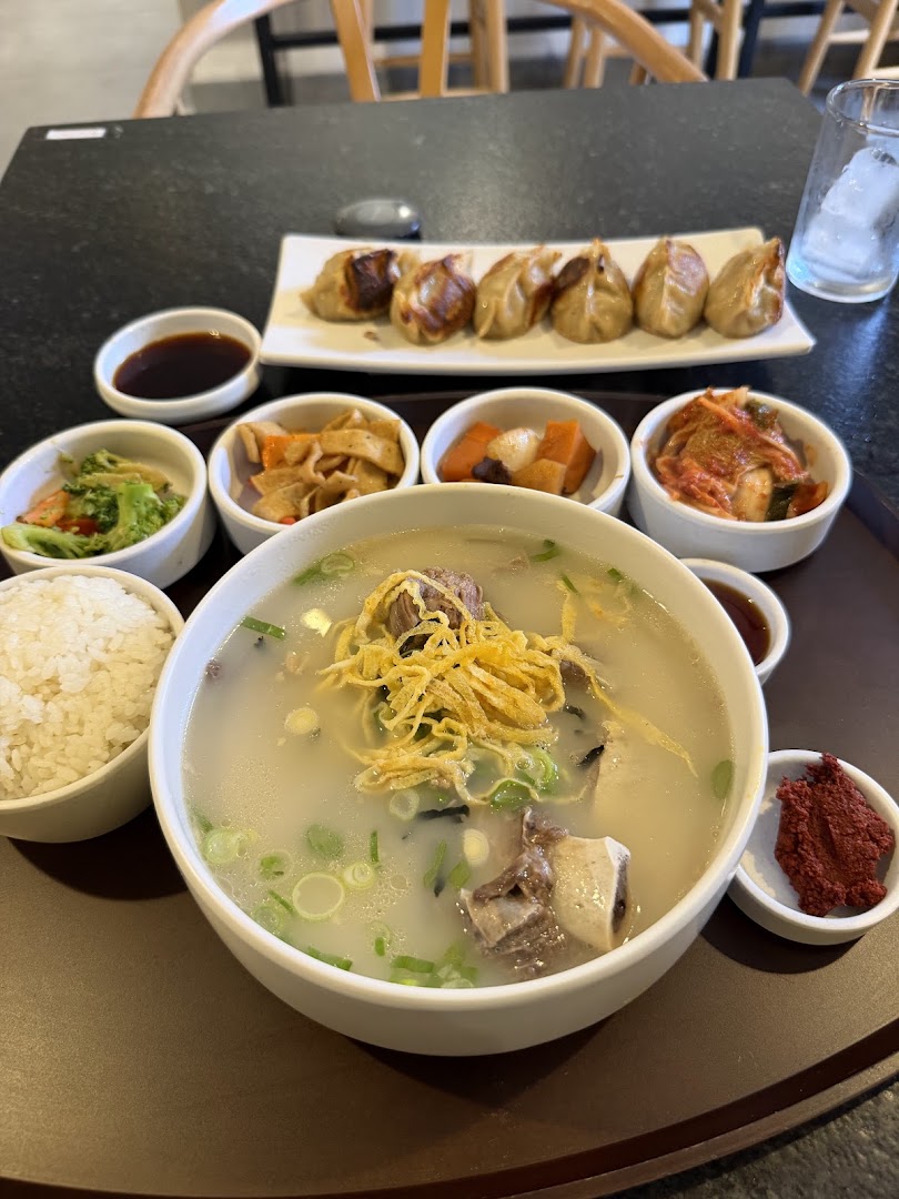 Masil: appetizing, clear photo of food