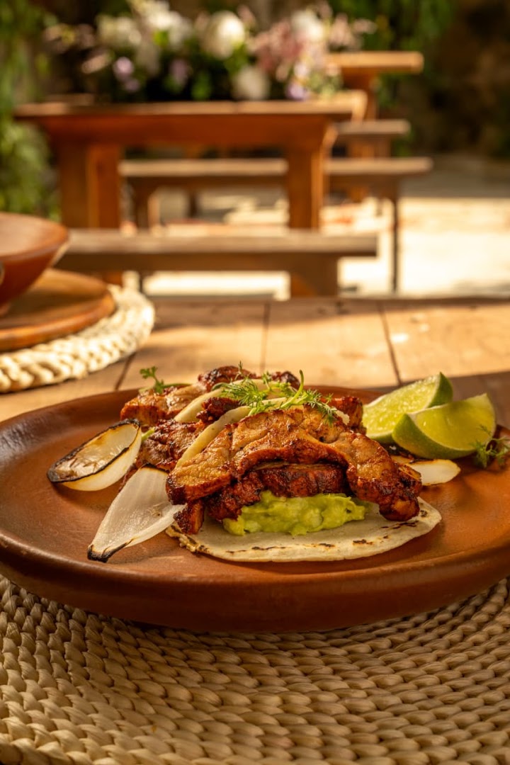 Volcanos Grill Place: high quality, appetizing food photo